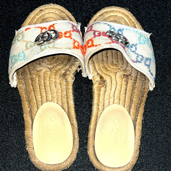 Gucci rainbow woven slides fair condition - Picture 1 of 11